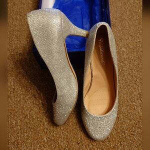 Fabulicious Rhinestones Beaded Glitter Heels Womens Size 9 Silver Stiletto Heel